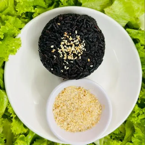 Hình ảnh Cơm lứt muối mè