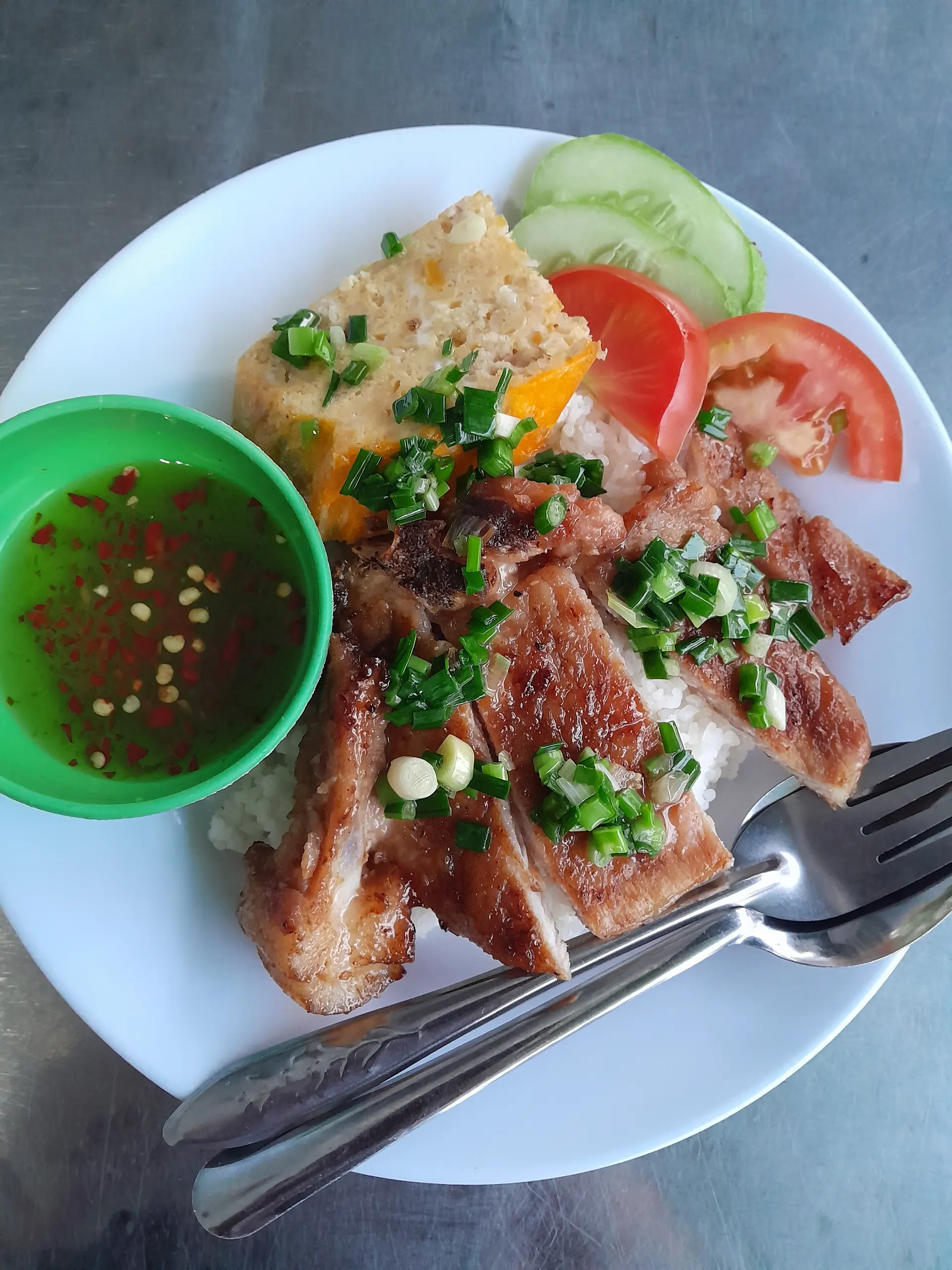 Hình ảnh Cơm sườn chả