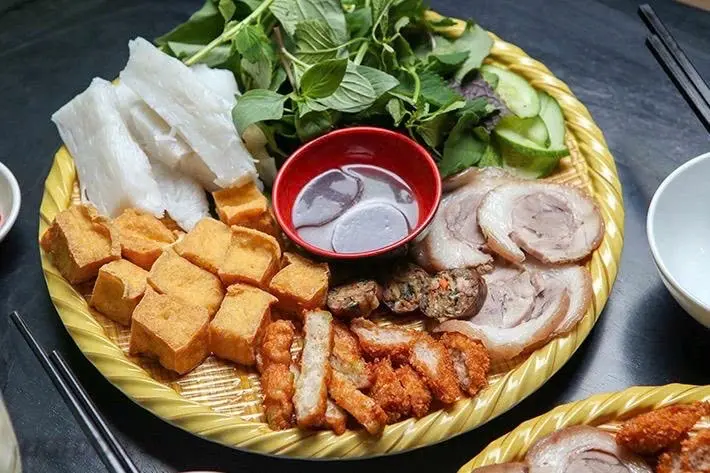 Hình ảnh Bún Đậu chả Cua
