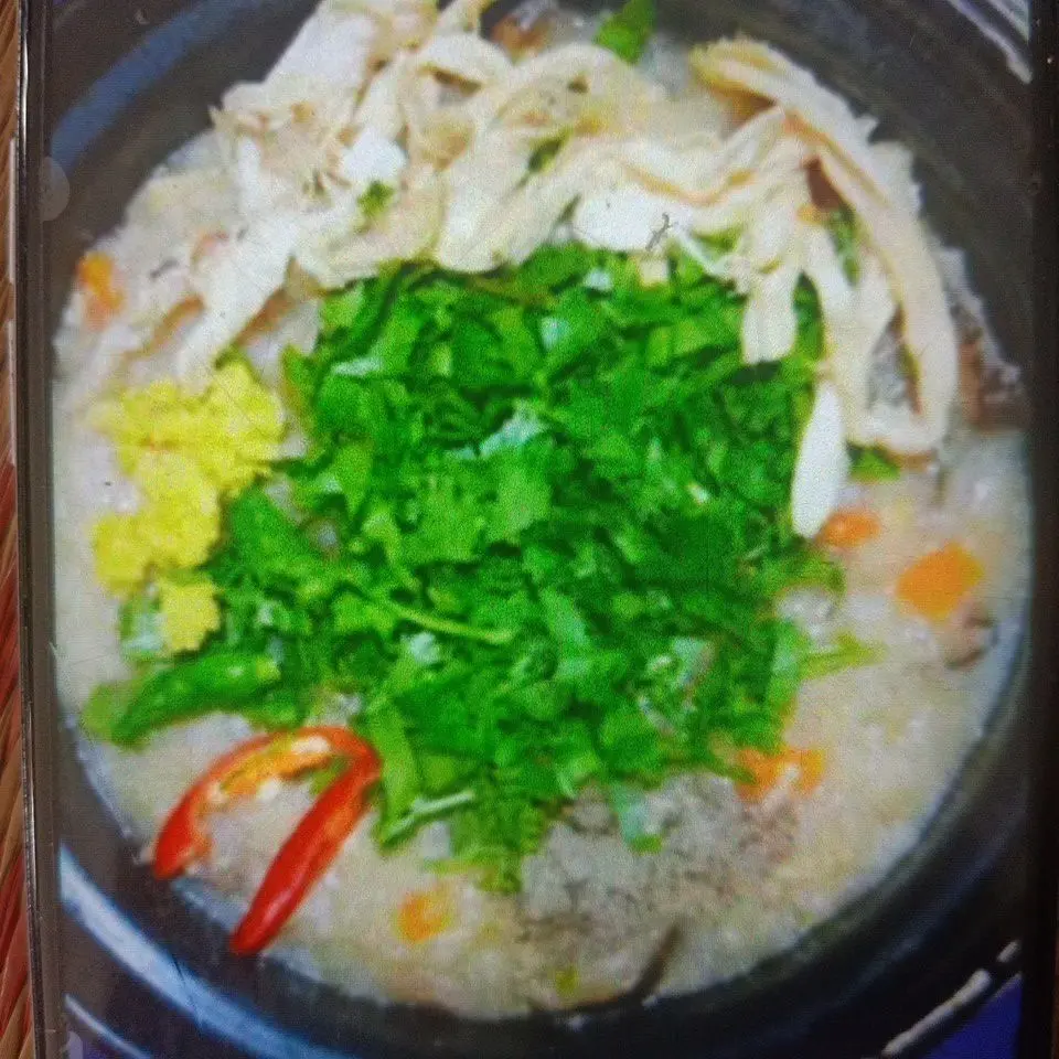 Hình ảnh cháo gà cà rốt 