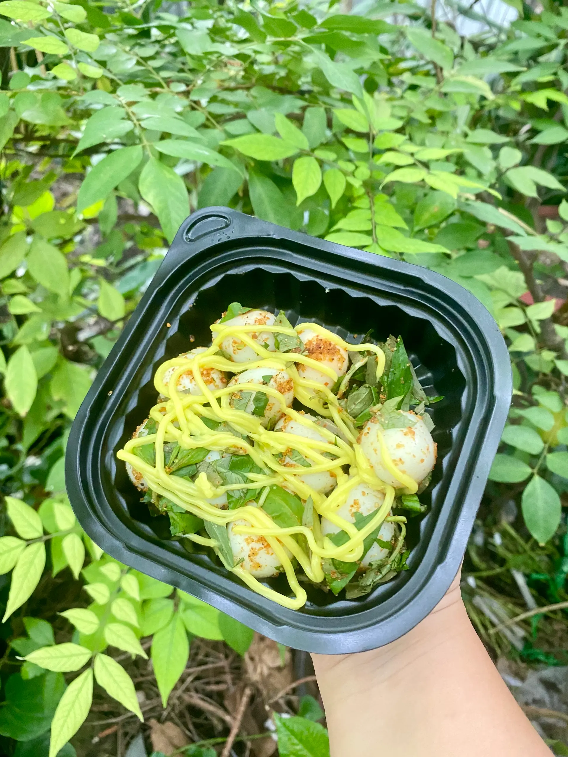Hình ảnh Trứng Cút Lắc - Muối Bơ