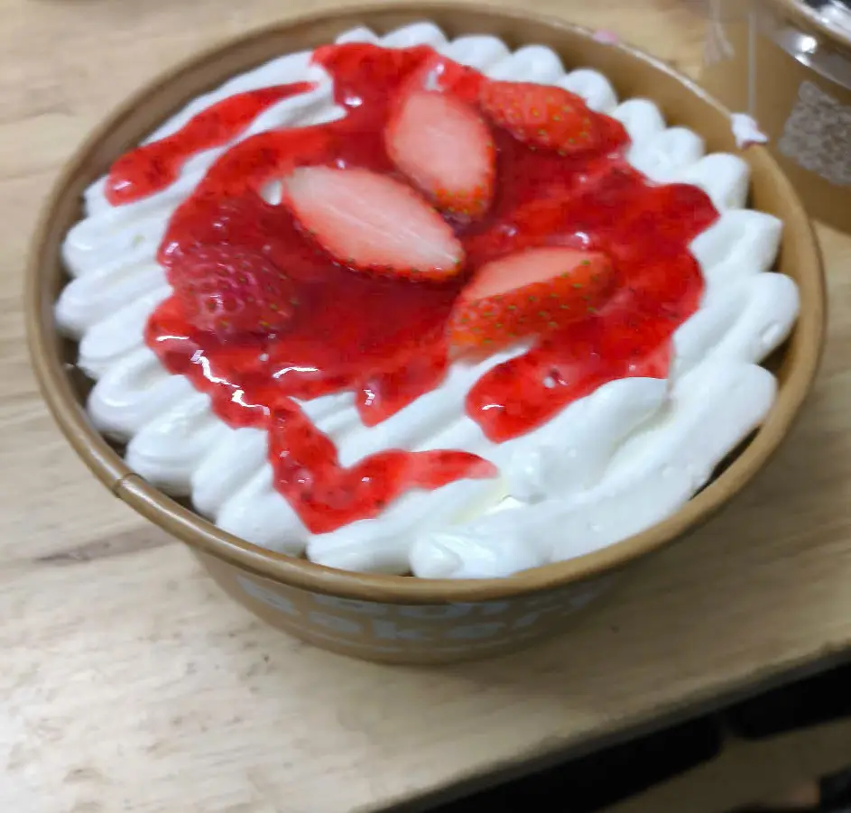 Hình ảnh BL cheese dâu tươi