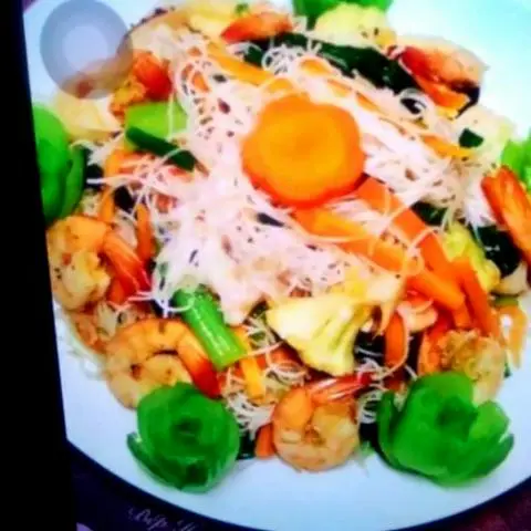 Hình ảnh Bún gạo xào hải sản