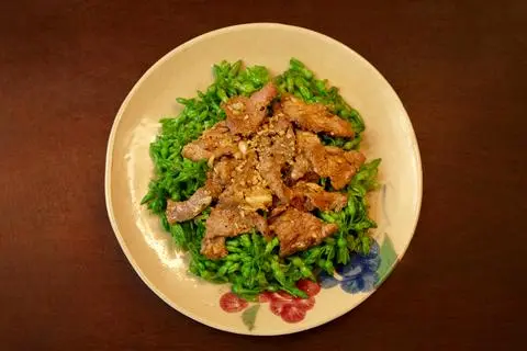 Hình ảnh Bò xào thiên lý