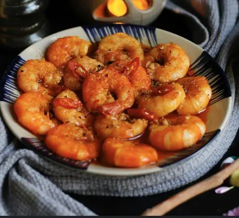 Hình ảnh Tôm kho tàu + cơm +canh