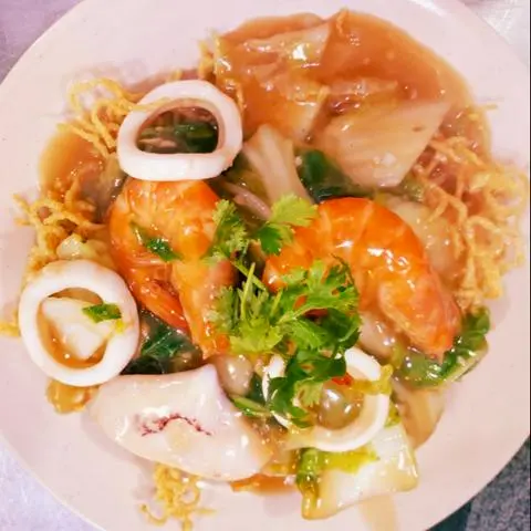 Hình ảnh Mì giòn xào hải sản