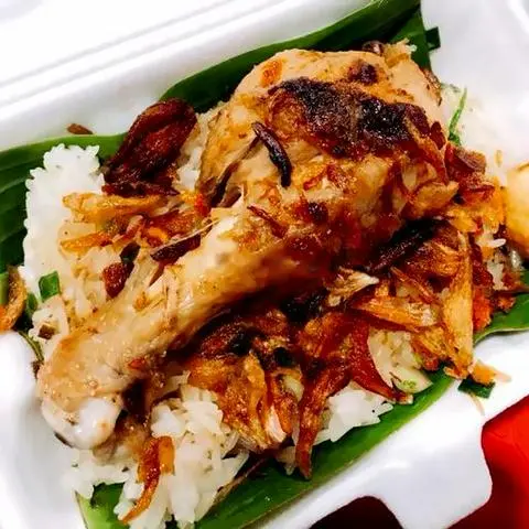 Hình ảnh Combo xôi đùi gà da giòn - nước sâm đường phèn