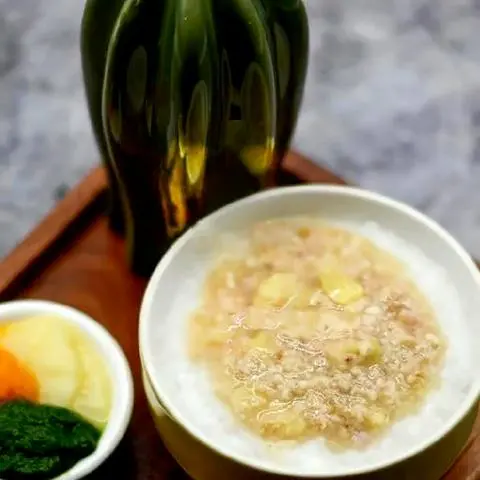 Hình ảnh Cháo bồ câu hầm đậu xanh