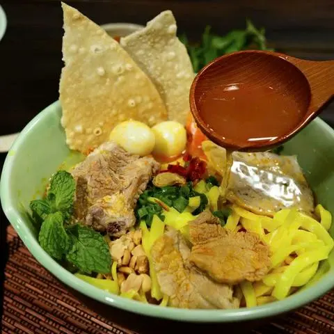 Hình ảnh Mỳ Quảng Gà
