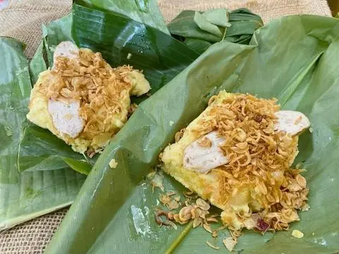 Hình ảnh Xôi xéo chà bông - chả mỡ