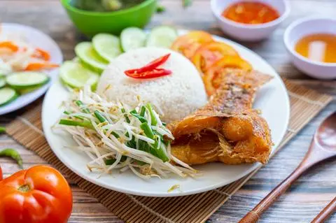 Hình ảnh Cơm Cá Chiên