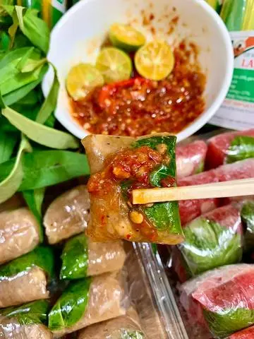 Hình ảnh NEM BÌ THỊT 10 Chiếc/1HỘP/160-200gr