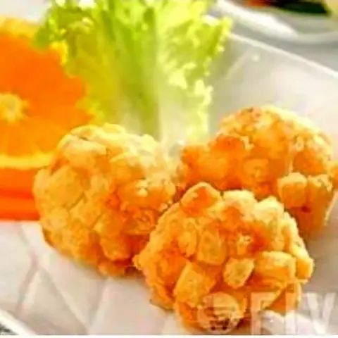 Hình ảnh Bánh mì hải sản sốt maiyonnaise(3 viên)