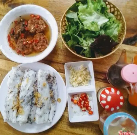 Hình ảnh Bánh Cuốn Cuộn Thịt + Thịt Viên Nướng