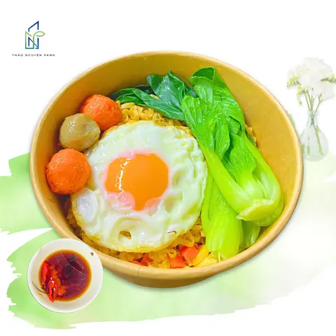 Hình ảnh Mì trộn trứng ốp la