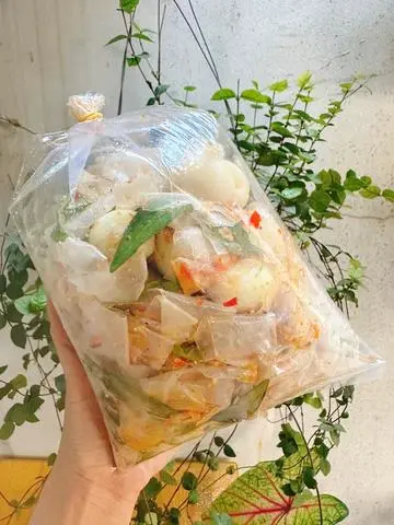 Hình ảnh Bánh tráng tỏi ớt đặc biệt - bịch 300gr