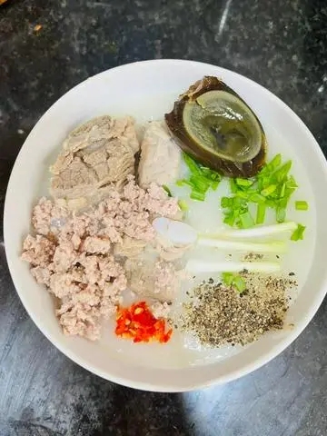 Hình ảnh Cháo Thịt Bằm Trứng Bắc Thảo