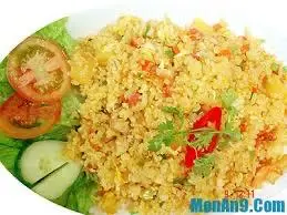 Hình ảnh Cơm Chiên Hộp Lớn