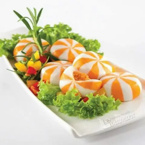 Hình ảnh bánh bao trứng tôm - 3 viên