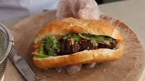 Hình ảnh Bánh mỳ bò chiên