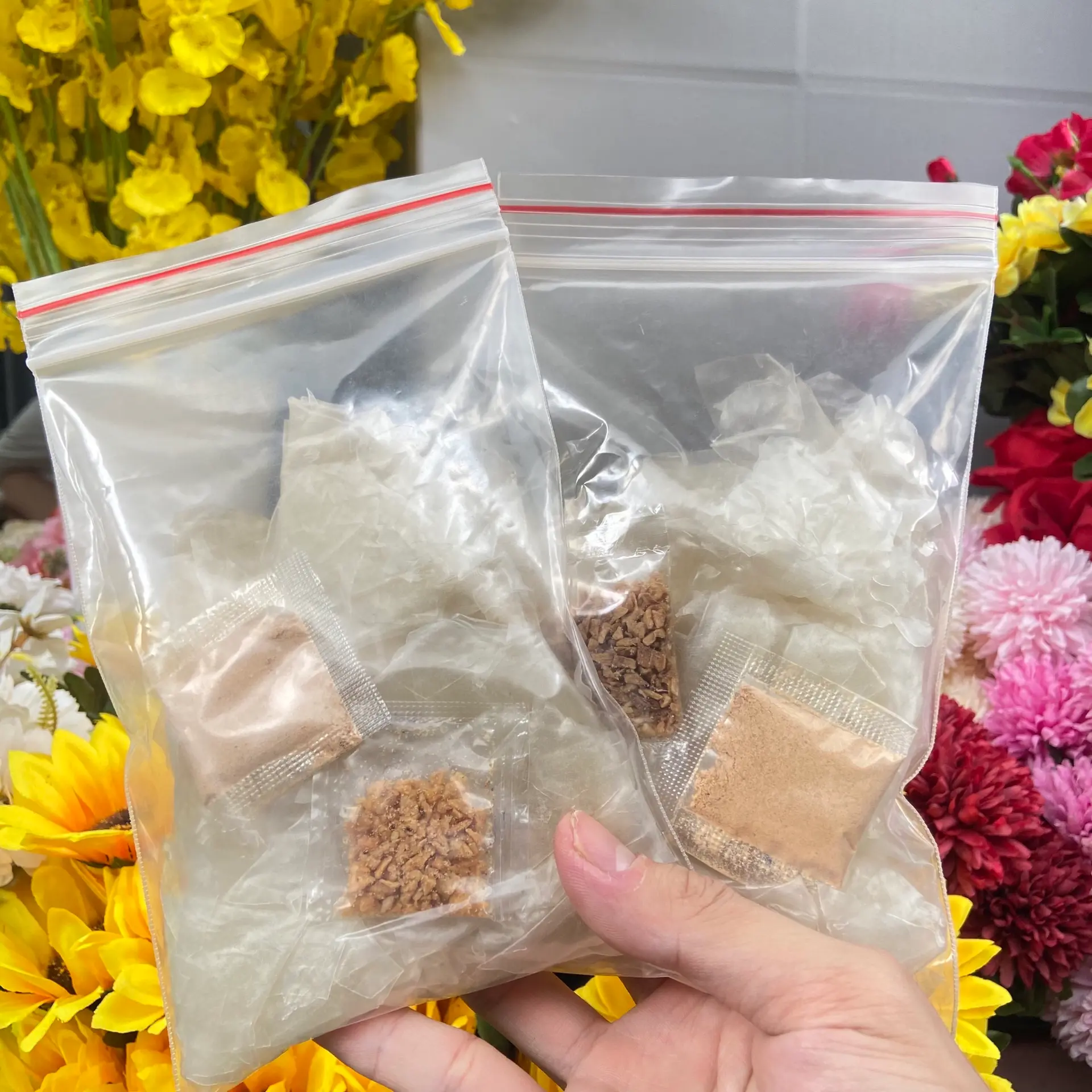 Hình ảnh Bánh tráng phơi sương muối tỏi 