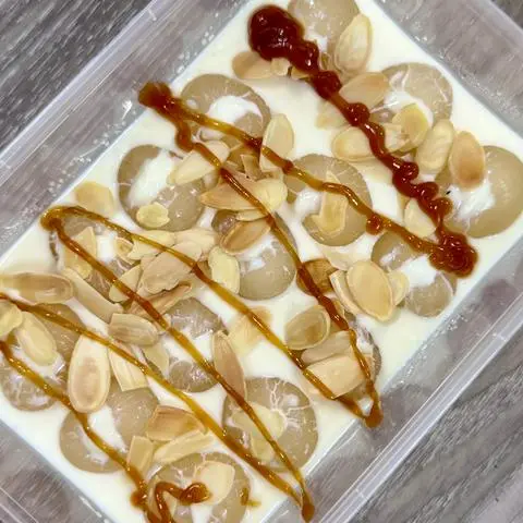 Hình ảnh Khúc Bạch Nhãn Hạnh Nhân Sốt Caramel ( lớn) 