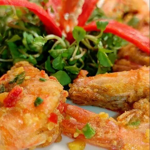 Hình ảnh Tôm sốt trứng muối hoàng kim (300gr)