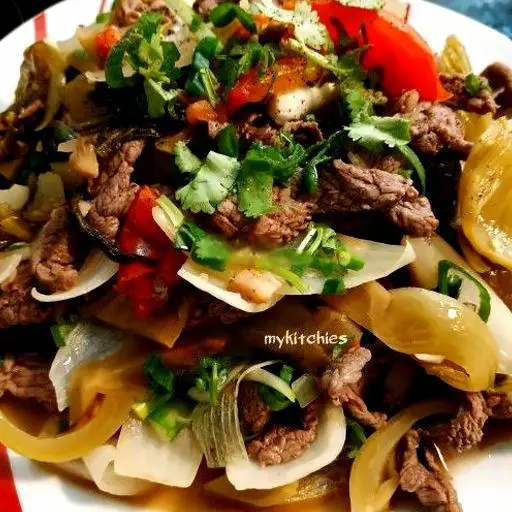 Hình ảnh Cơm Bò Xào Cải Chua