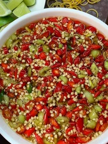 Hình ảnh tô muỗng đũa 