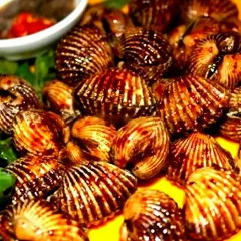 Hình ảnh Sò huyết xào bơ bắp