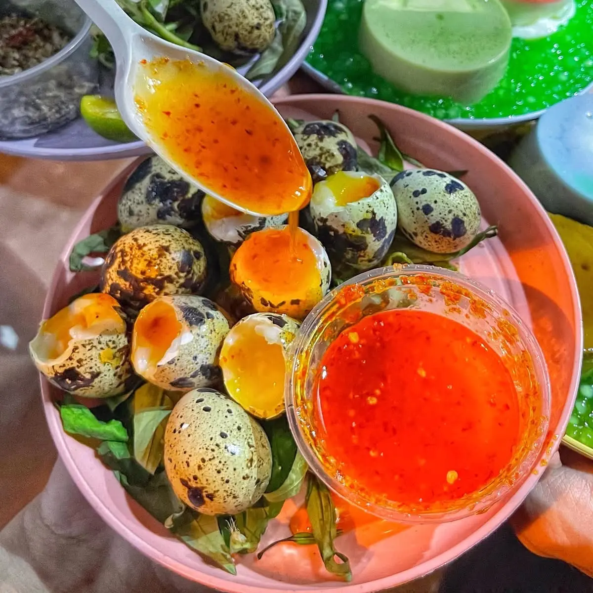 Hình ảnh Trứng cút lòng đào