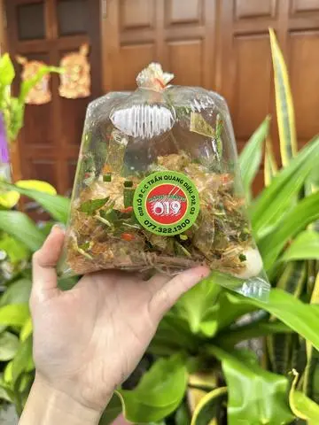 Hình ảnh bánh tráng mỡ hành muối tôm