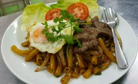 Hình ảnh Nui Xào Bò & Trứng 