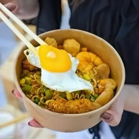 Hình ảnh Mì trộn Indomie full topping