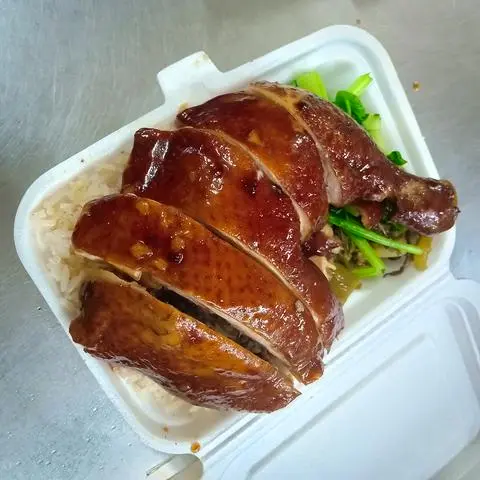 Hình ảnh Gà Xí Dậu Góc Tư (không Cơm)