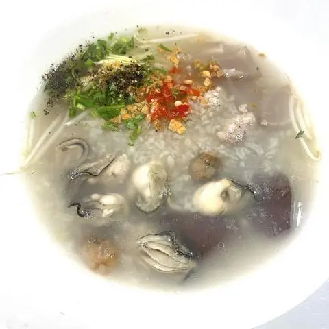 Hình ảnh Cháo hàu đặc biệt