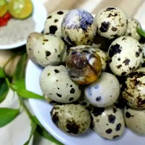 Hình ảnh Trứng cúc lộn chiên bột 