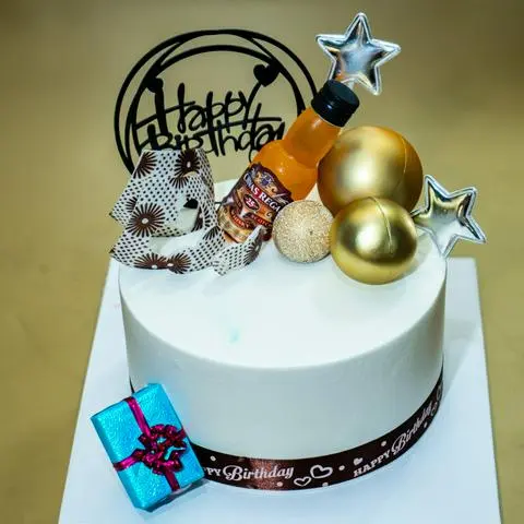 Hình ảnh Bánh kem sữa tươi 14cm