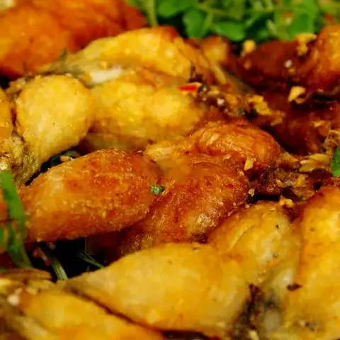 Hình ảnh Cơm Ếch Chiên Nước Mắm