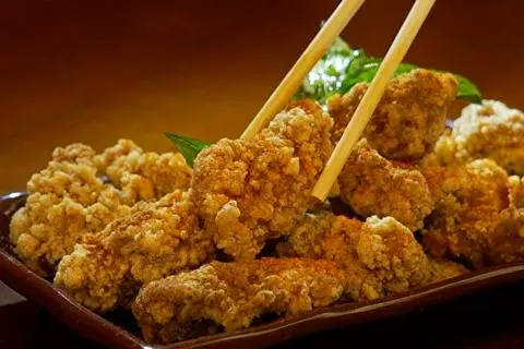 Hình ảnh Gà Chiên Đài Loan size trung