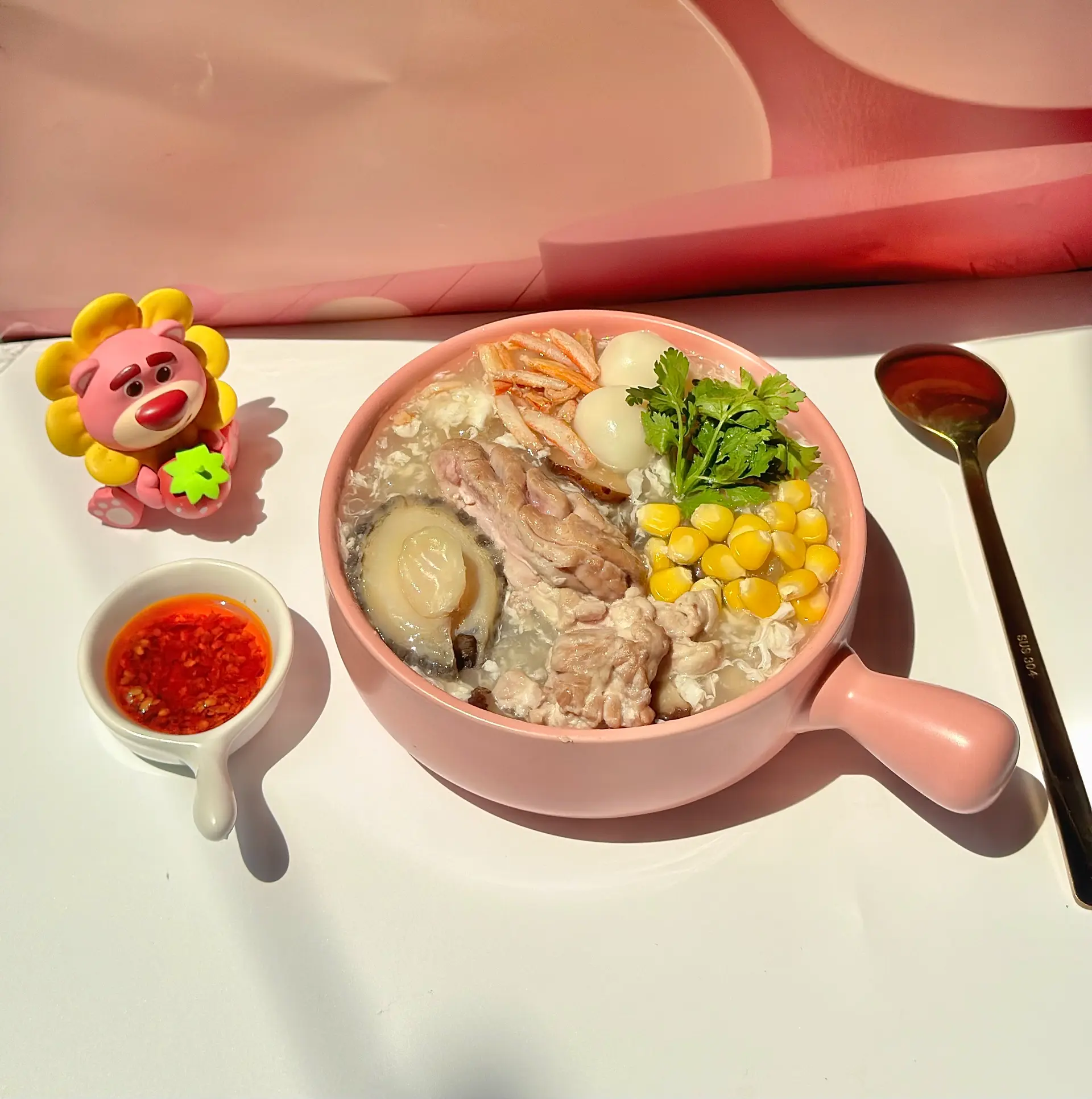 Hình ảnh Súp Cua Bào Ngư Óc Heo 1/2 Bộ- Hộp Lớn