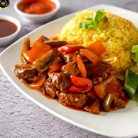 Hình ảnh Cơm rang giòn bò sốt bơ tỏi