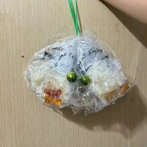 Hình ảnh Bánh tráng phơi sương muối nhuyễn (5 bịch)