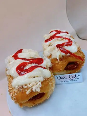 Hình ảnh Bánh mì xúc xích tươi