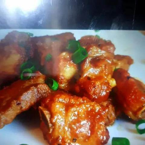 Hình ảnh Cơm Chiên Sườn Non Chiên Mắm