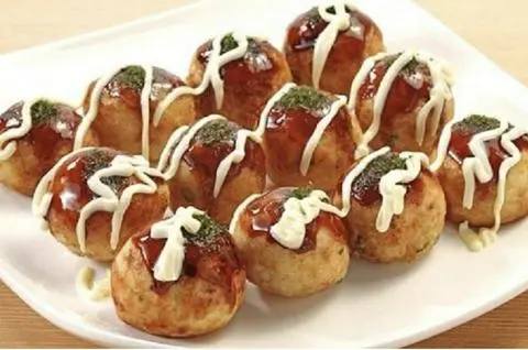 Hình ảnh Takoyaki nhân thập cẩm - 10 viên - coca