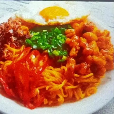 Hình ảnh mì trộn INĐÔ ( cay nhẹ)chưa có topping