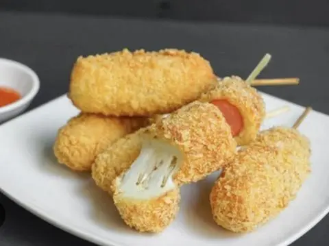 Hình ảnh Hotdog xúc xích phô mai