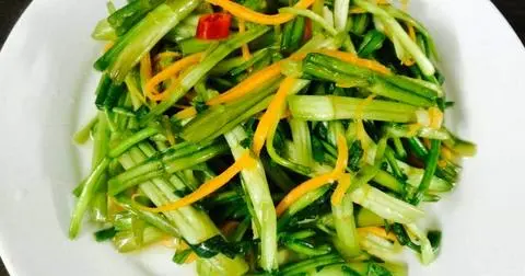 Hình ảnh Cần nước xào tỏi