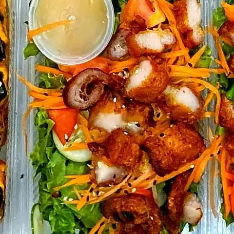 Hình ảnh Salad ba rọi heo